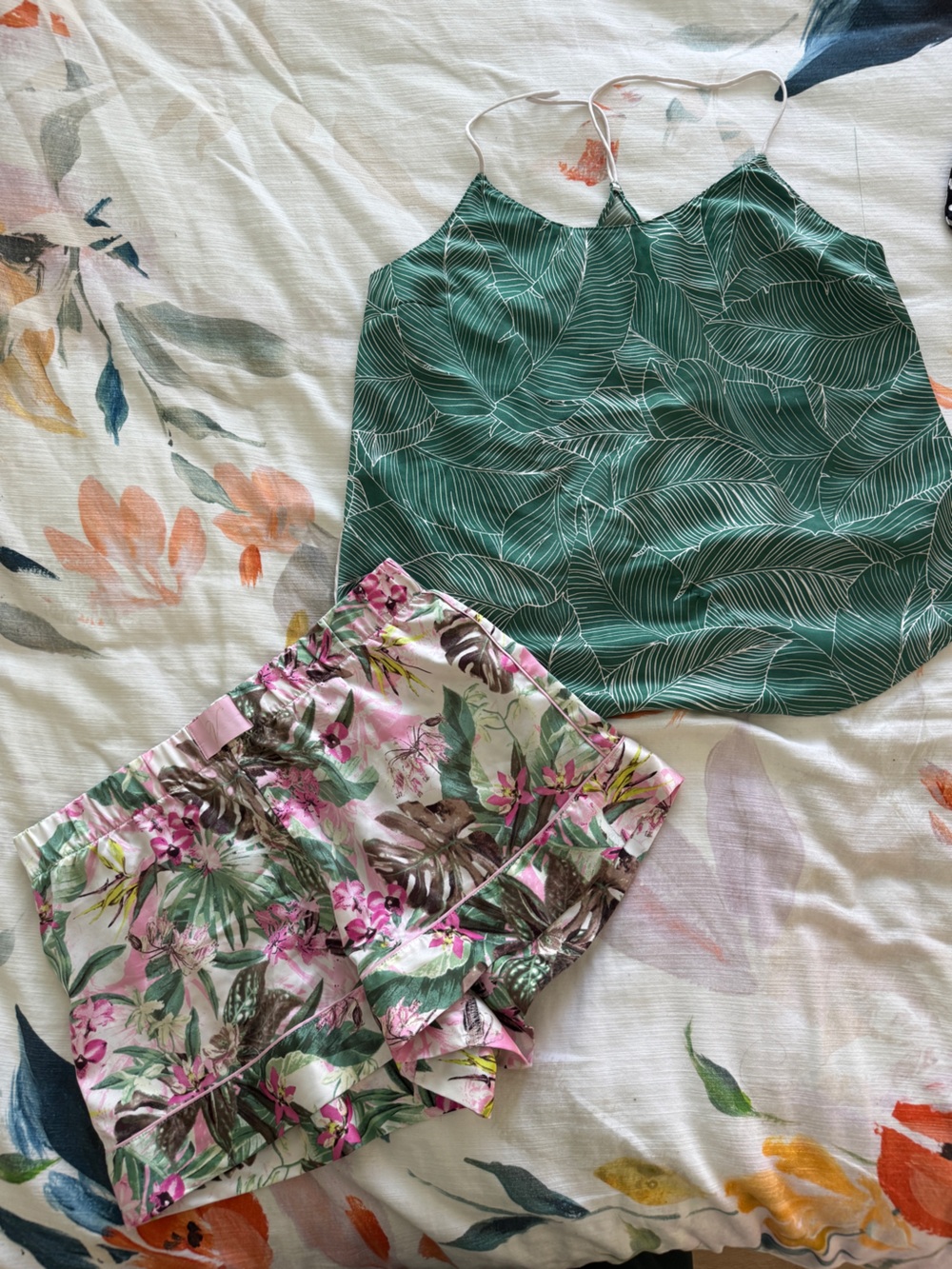 Victoria's Secret Girls Tropical Leaf Tank & Floral Shorts Set - Green, Pink
